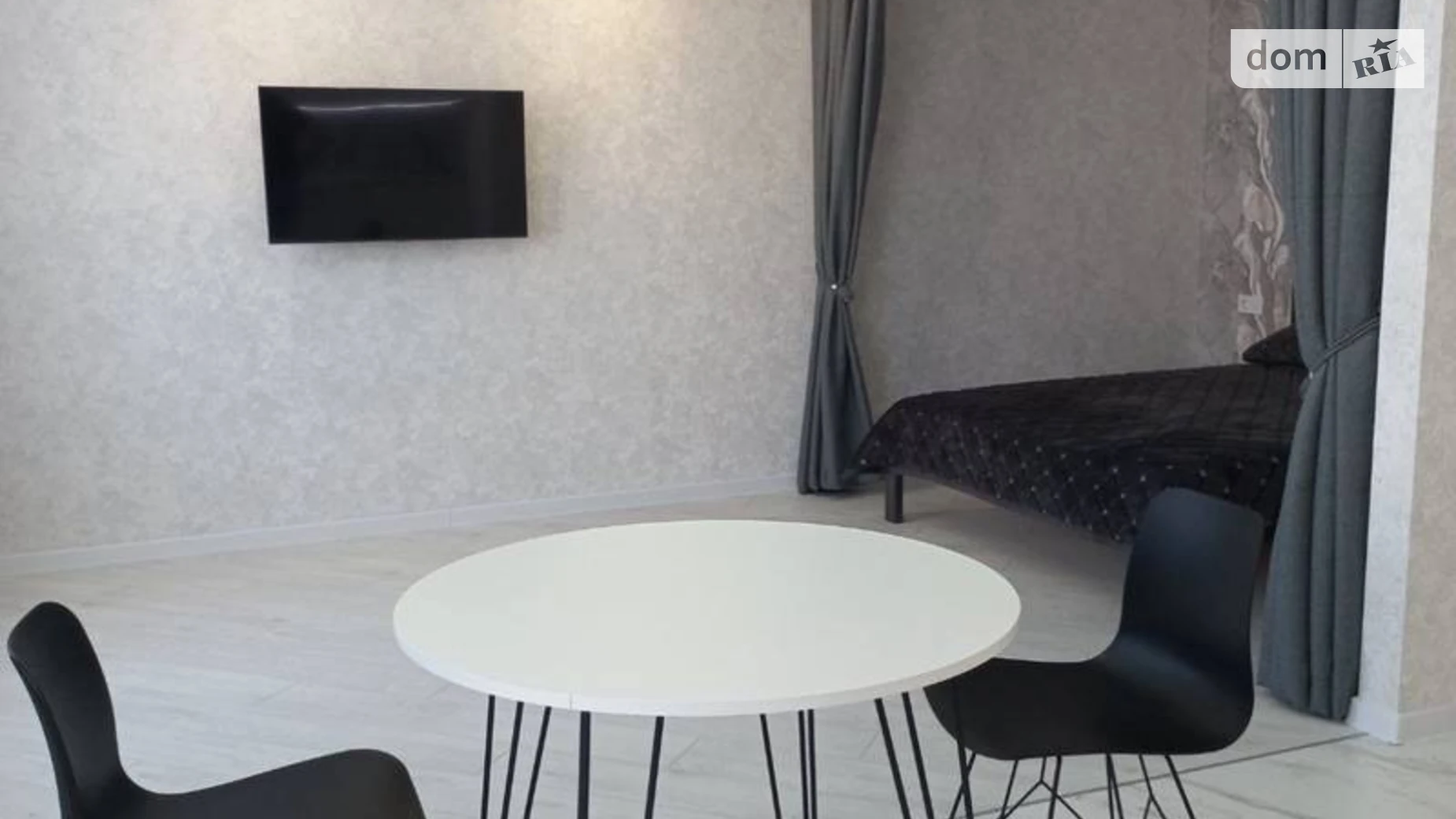 Продается 1-комнатная квартира 43 кв. м в Лиманке, ул. Жемчужная, 8 - фото 3