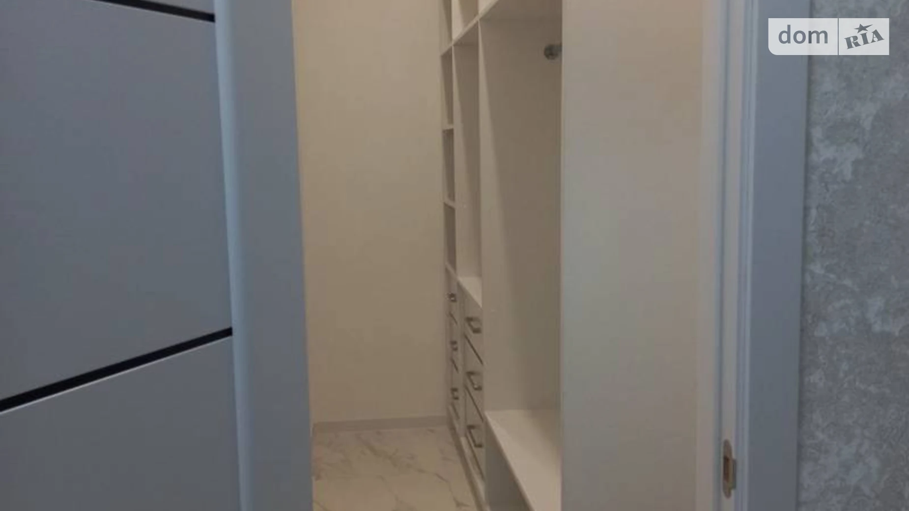 Продается 1-комнатная квартира 43 кв. м в Лиманке, ул. Жемчужная, 8 - фото 5