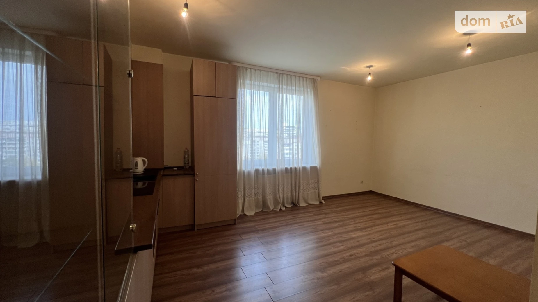 Продается 3-комнатная квартира 93 кв. м в Львове, ул. Панча Петра, 18Б - фото 2