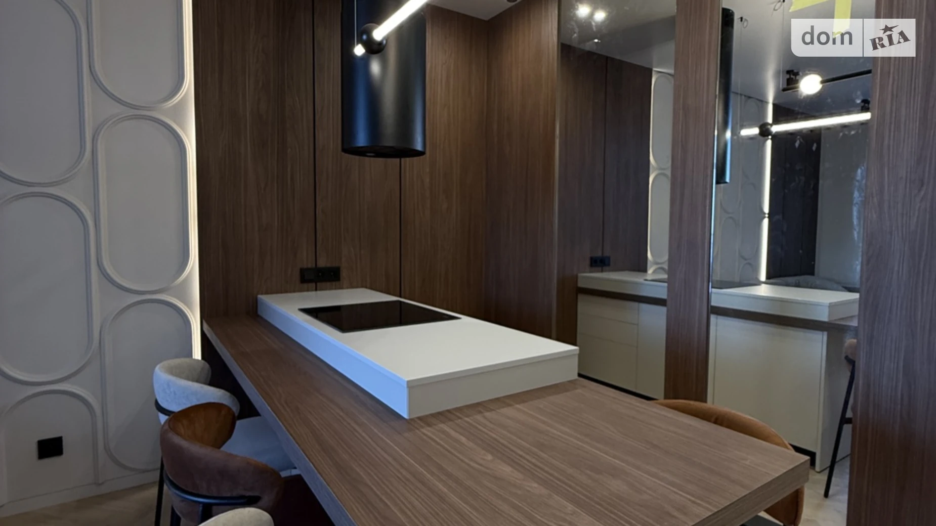 Продается 1-комнатная квартира 45 кв. м в Одессе, ул. Генуэзская, 3Г - фото 2