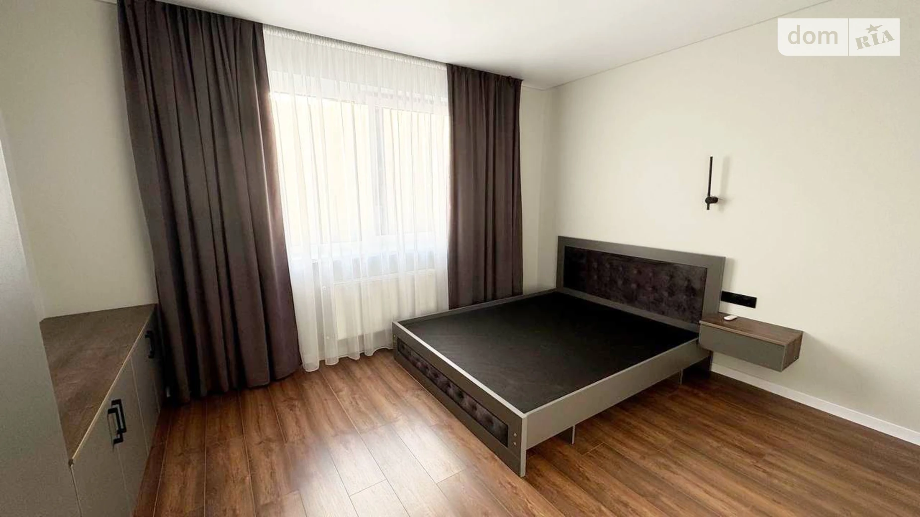 Продается 1-комнатная квартира 42 кв. м в Ровно, ул. Студенческая, 24 - фото 3