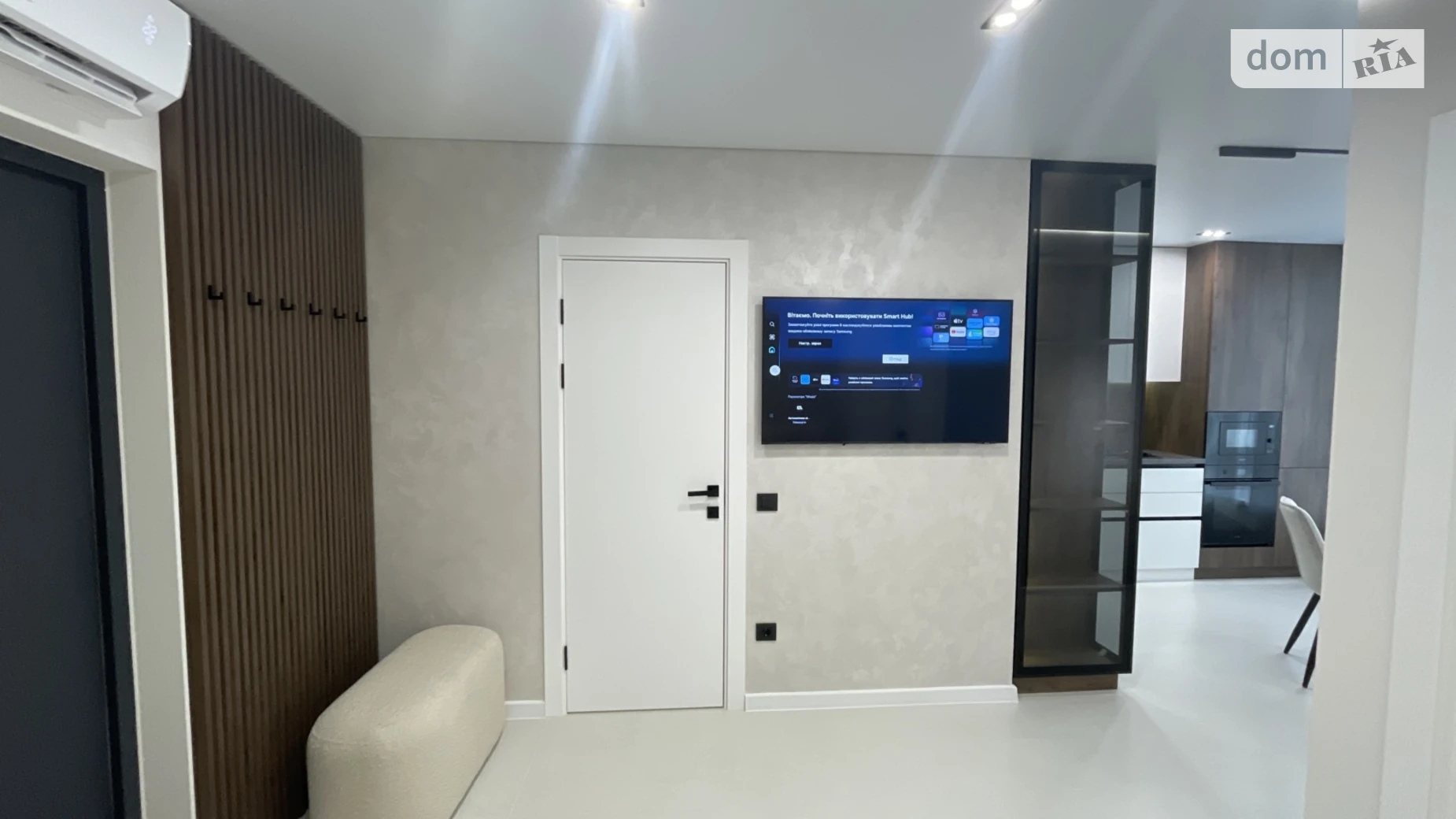 Продается 1-комнатная квартира 39 кв. м в Ивано-Франковске, ул. Юліана Пелеша(Крайковского), 3 корпус 8 - фото 3