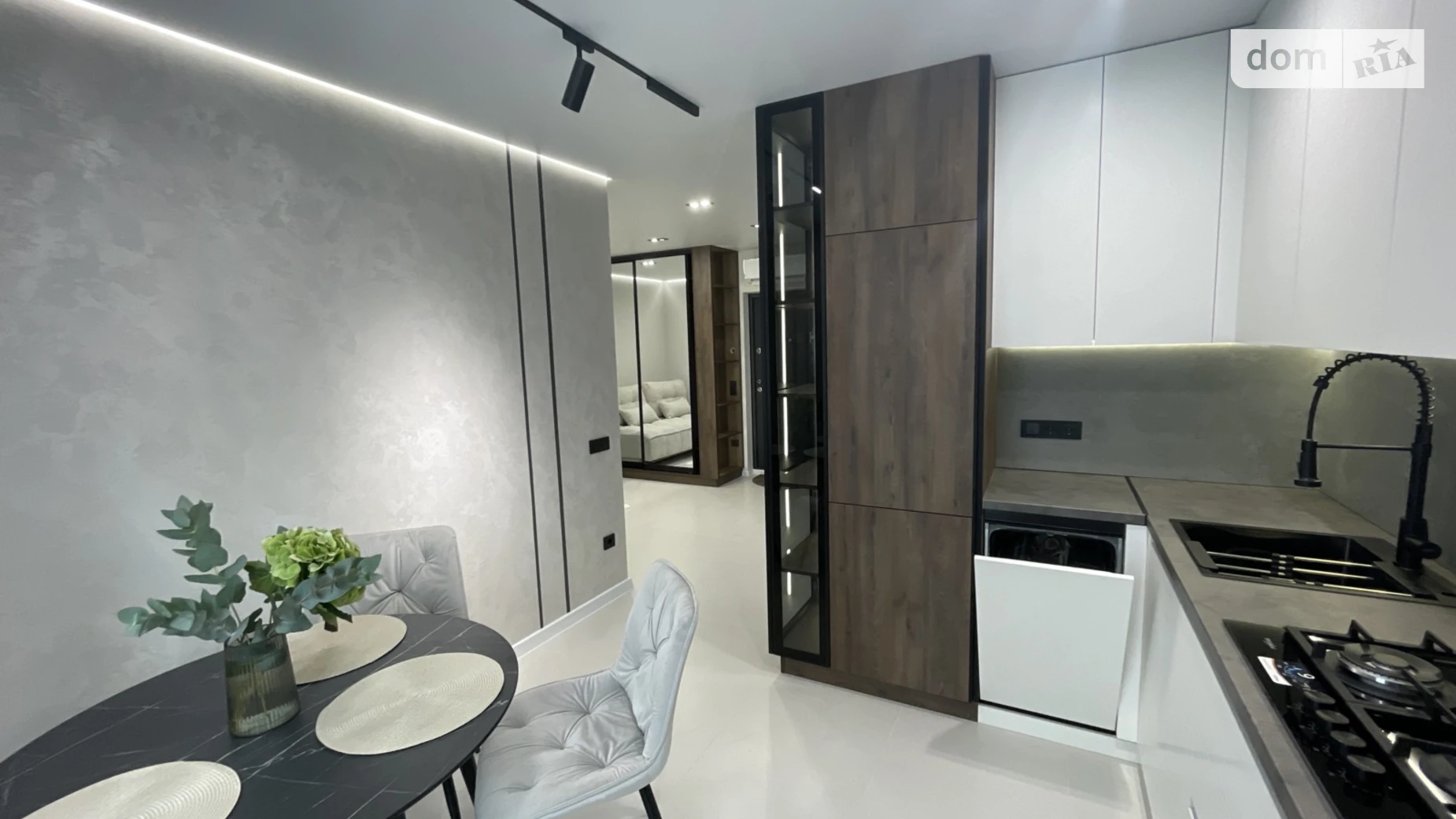 Продается 1-комнатная квартира 39 кв. м в Ивано-Франковске, ул. Юліана Пелеша(Крайковского), 3 корпус 8 - фото 5