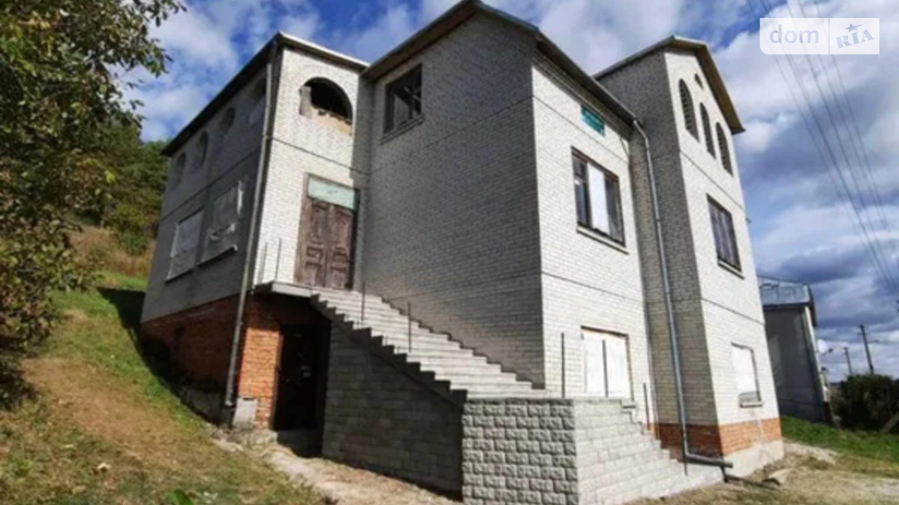 Продается дом на 3 этажа 150 кв. м с садом, цена: 46000 $ - фото 3