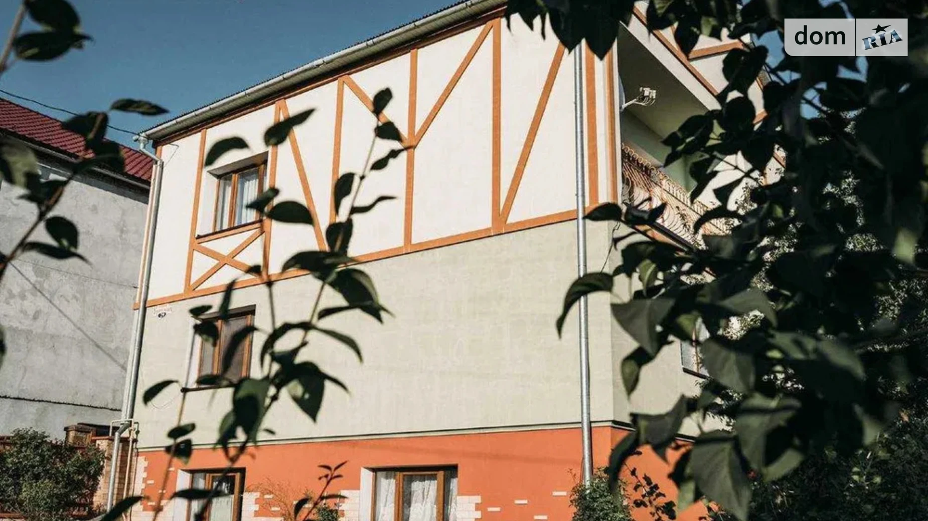Продается дом на 3 этажа 216 кв. м с беседкой, цена: 149999 $ - фото 2