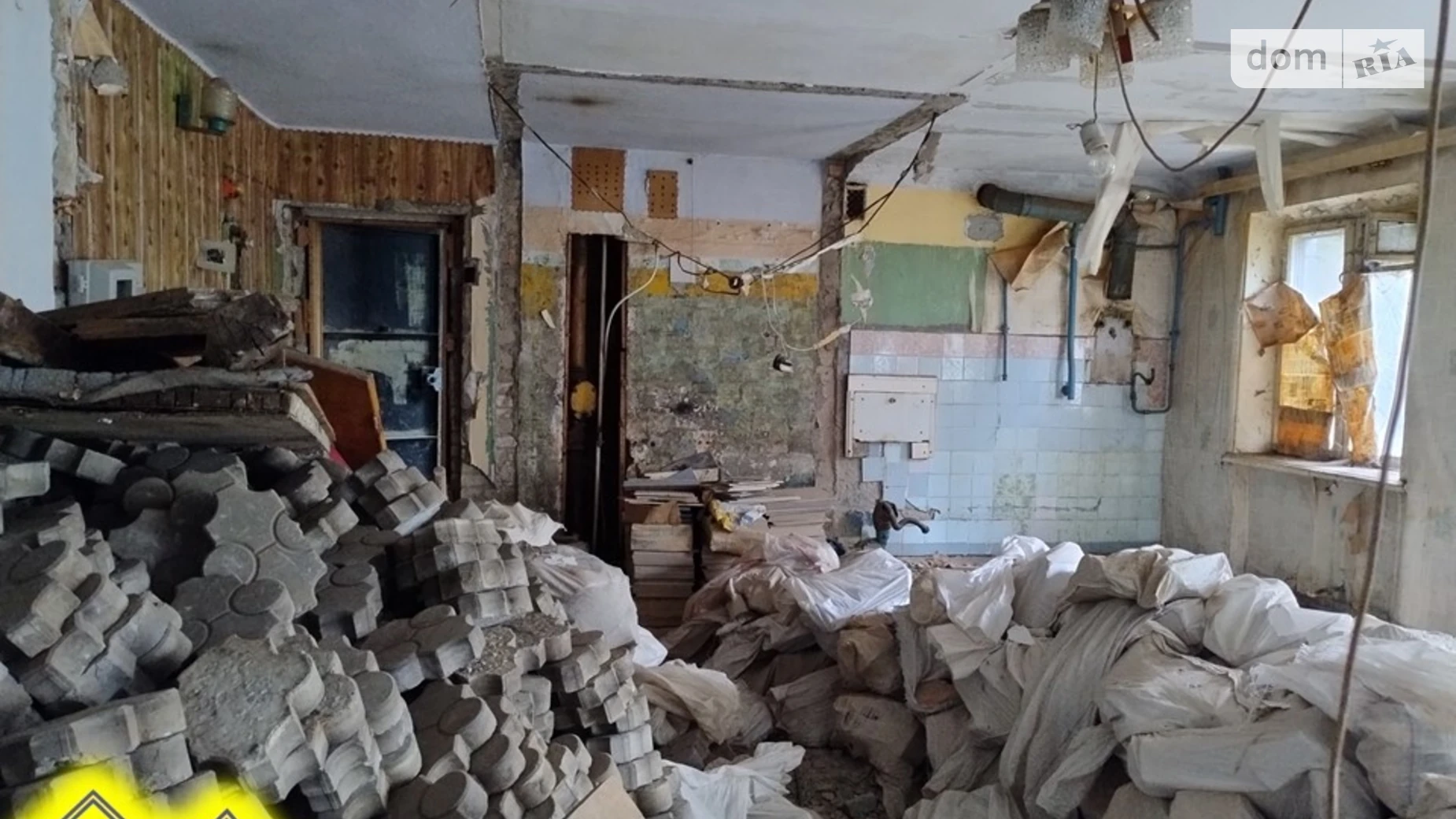 Продается 3-комнатная квартира 55.2 кв. м в Кривом Роге, просп. Металлургов, 11 - фото 5