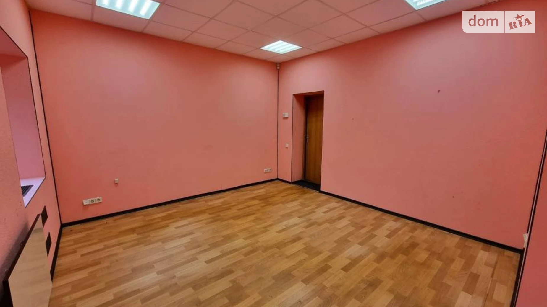 Сдается в аренду офис 18 кв. м в бизнес-центре, цена: 4000 грн - фото 2