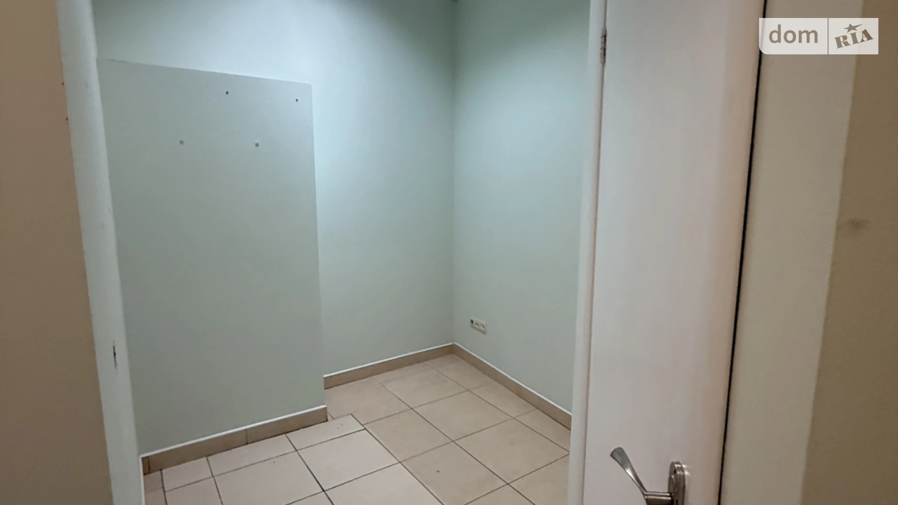 Сдается в аренду офис 37 кв. м в бизнес-центре, цена: 10000 грн - фото 4