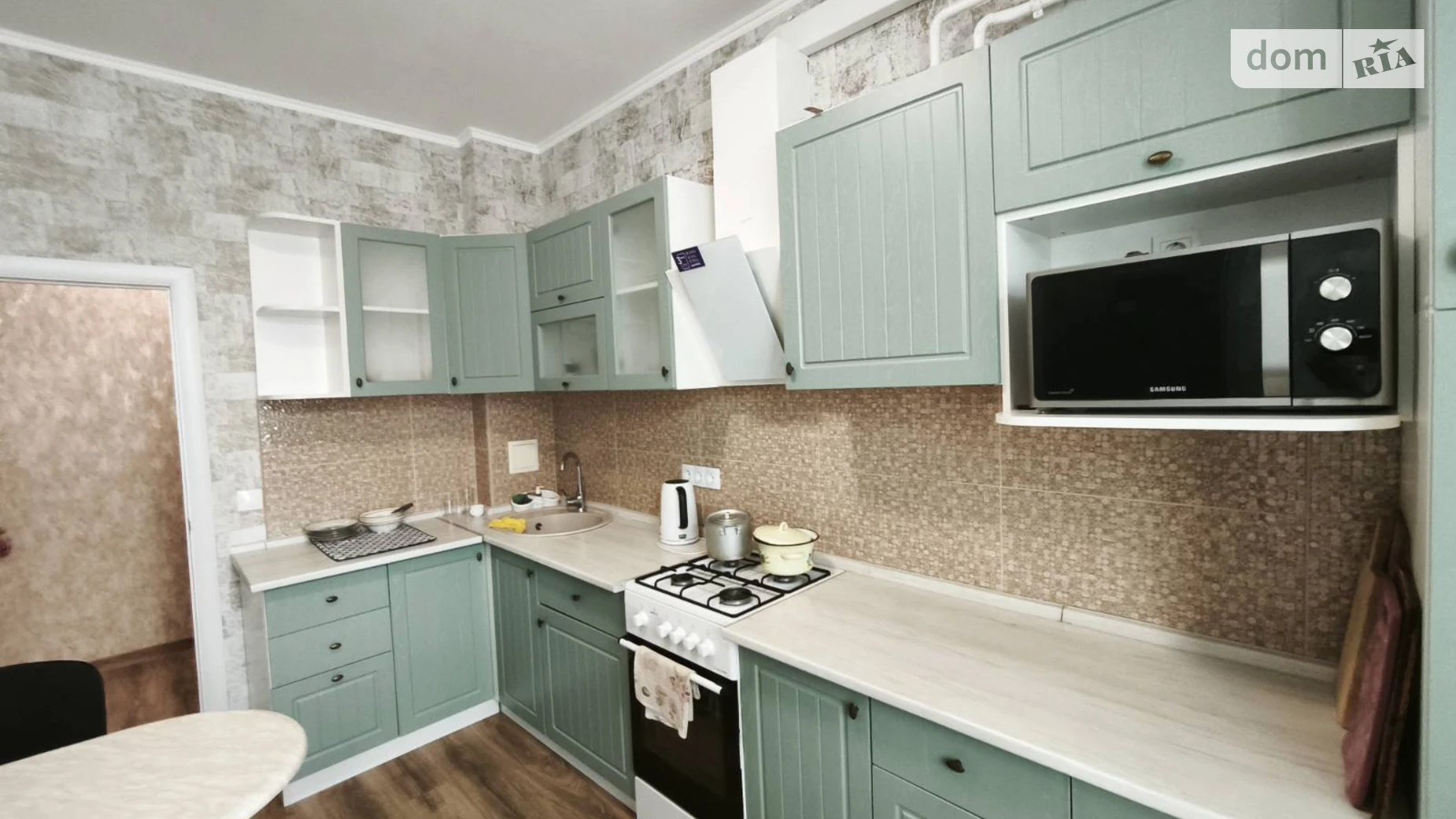 Продается 1-комнатная квартира 46 кв. м в Ужгороде, ул. Котляревского - фото 2