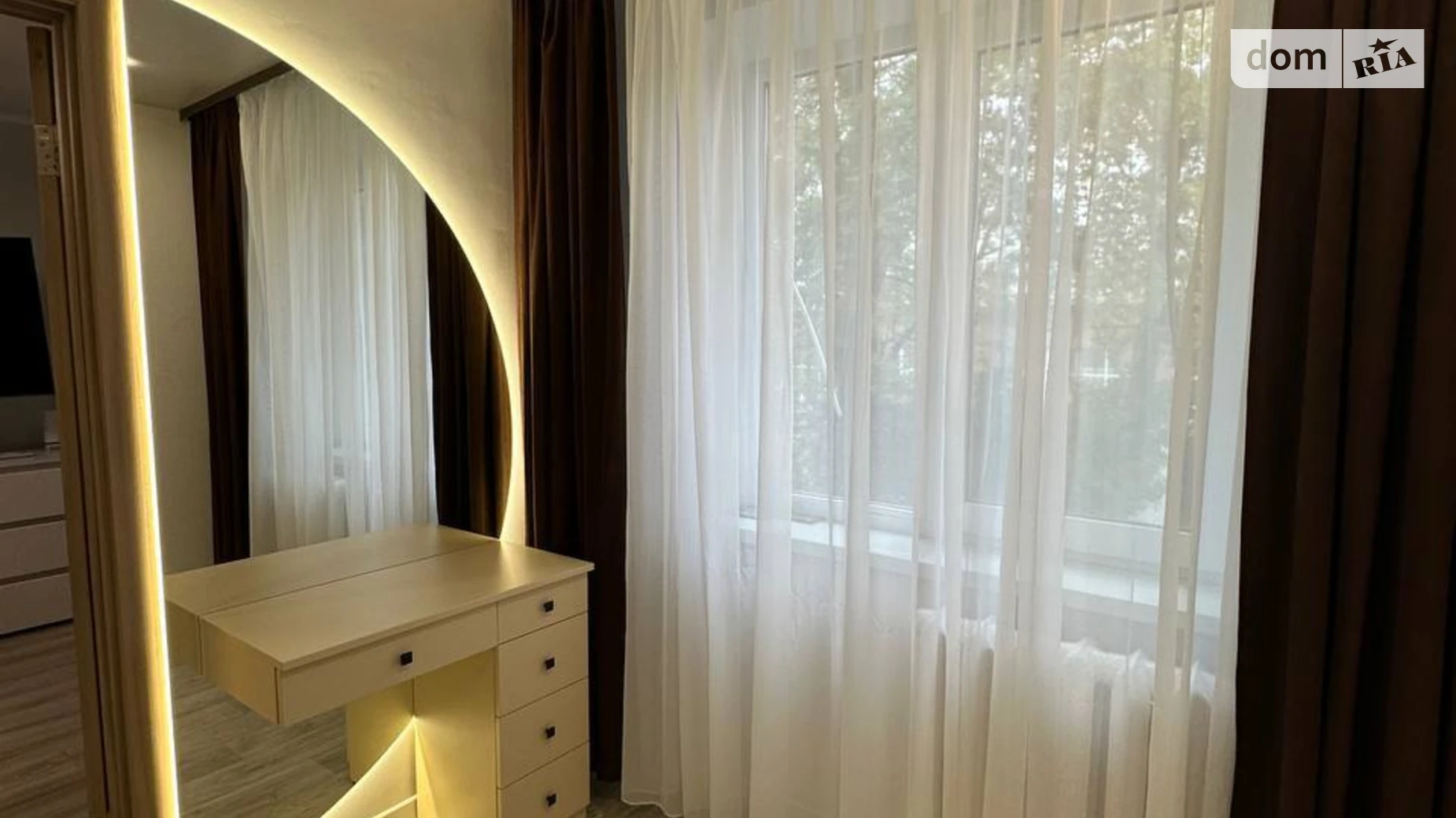 Продается 2-комнатная квартира 45 кв. м в Днепре, ул. Хмельницкого Богдана, 17 - фото 2