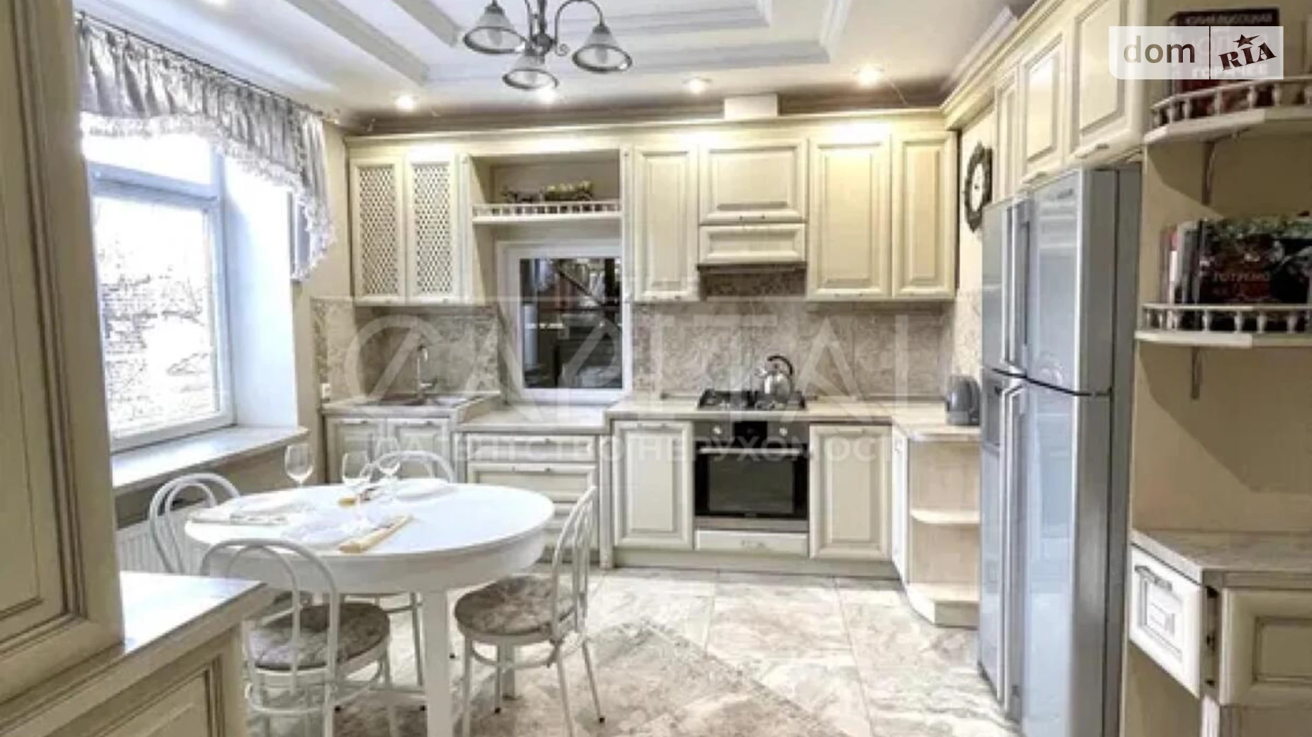 Продается дом на 3 этажа 430 кв. м с камином, цена: 679000 $ - фото 3