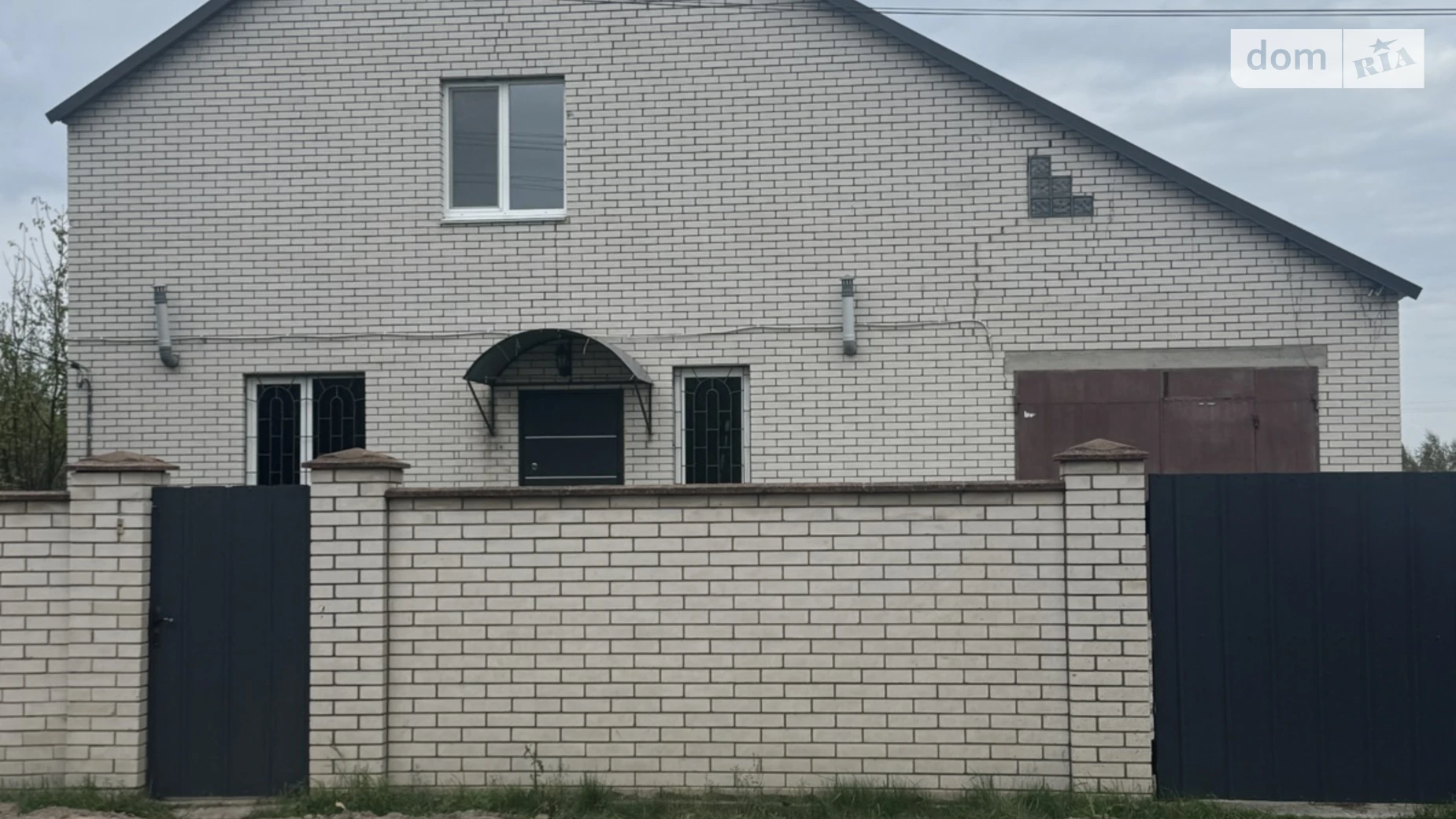 Продается дом на 2 этажа 140 кв. м с балконом, цена: 69000 $ - фото 2