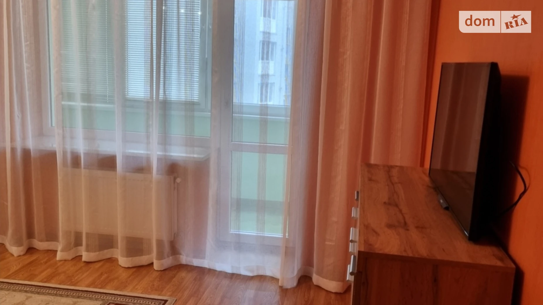 1-комнатная квартира 56 кв. м в Луцке, ул. Липинского, 15 - фото 4
