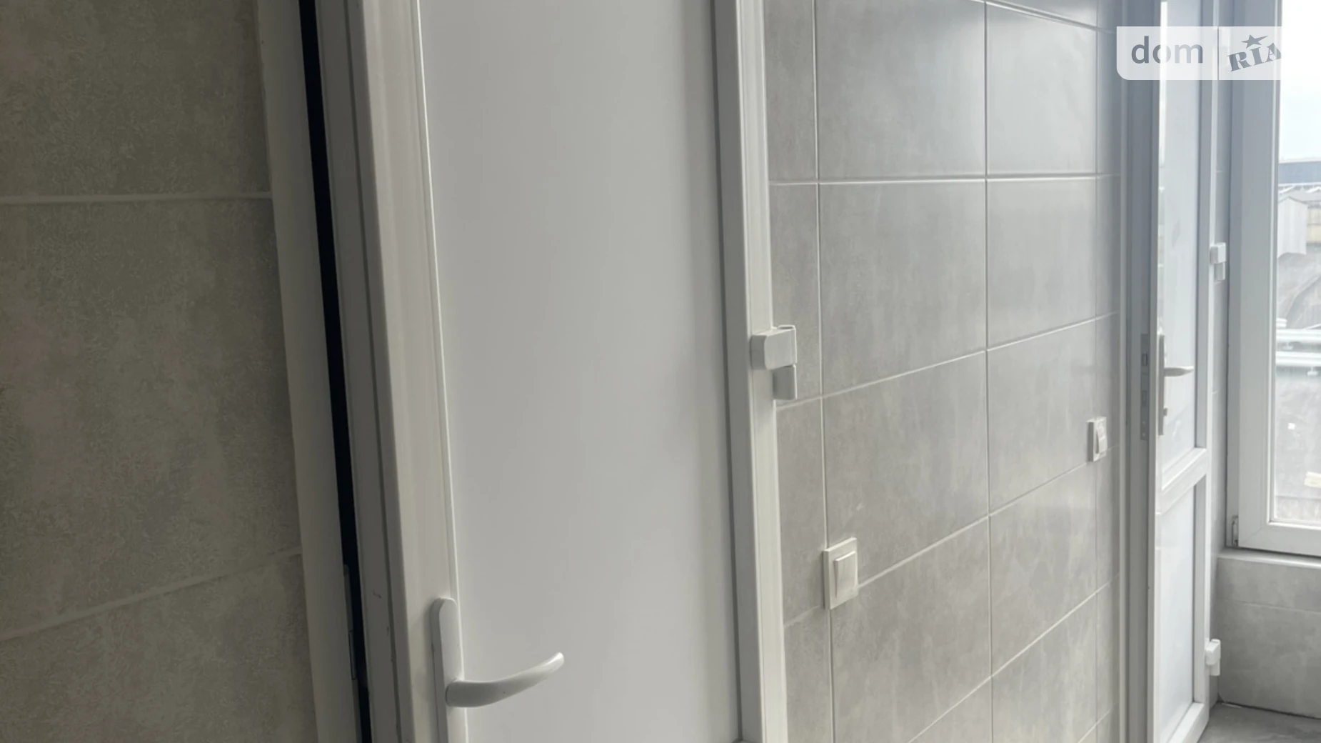 Сдается в аренду помещения свободного назначения 36 кв. м в 4-этажном здании, цена: 5000 грн - фото 3