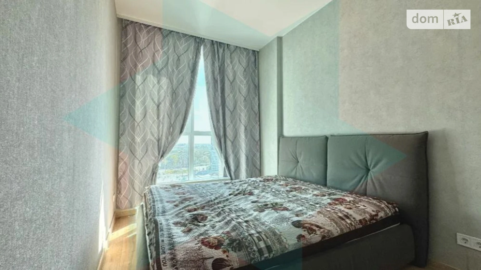 Продается 2-комнатная квартира 40 кв. м в Днепре, бул. Звездный, 1М - фото 2