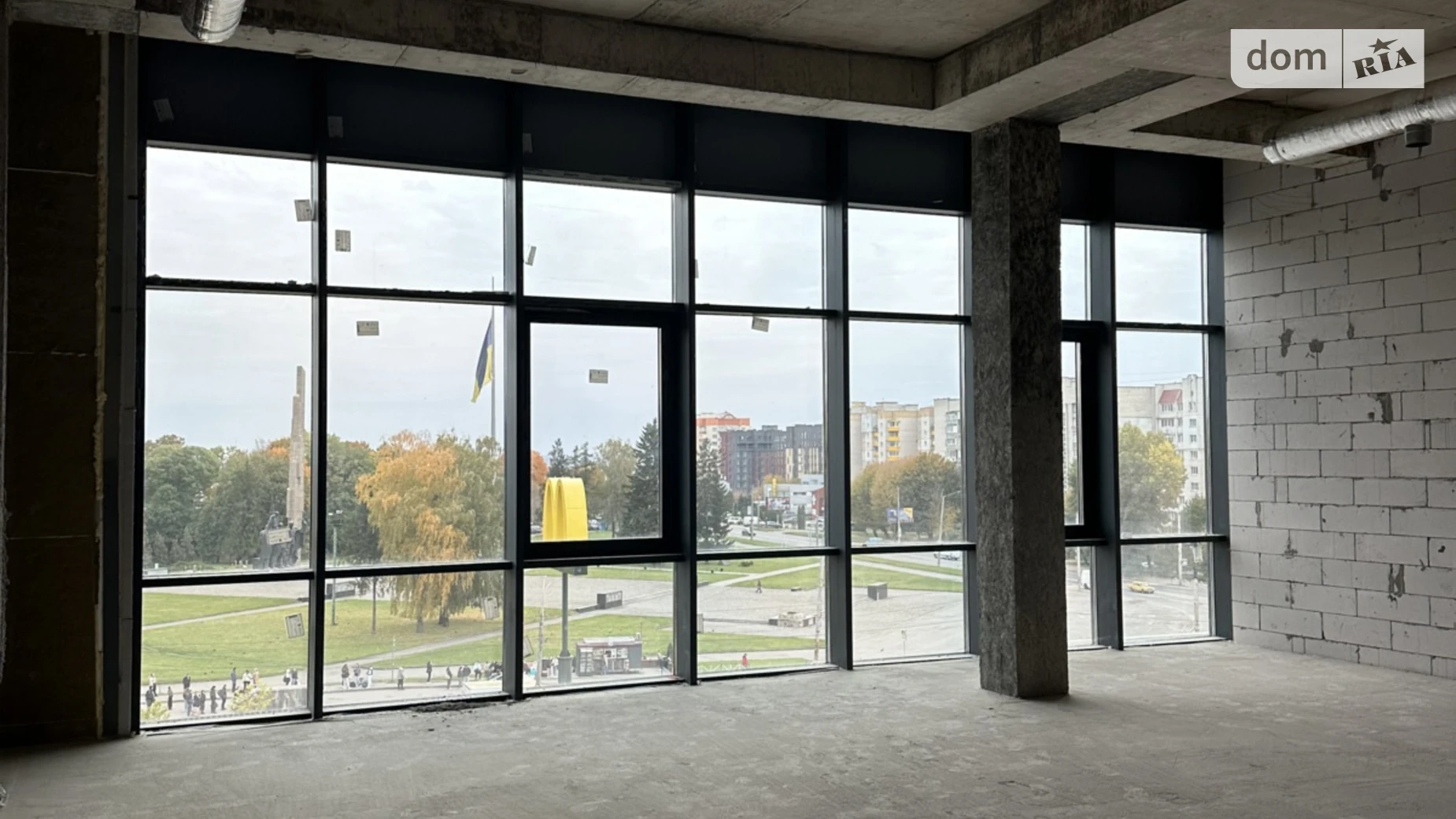 Здається в оренду офіс 158.89 кв. м в бізнес-центрі, цена: 1589 $ - фото 3