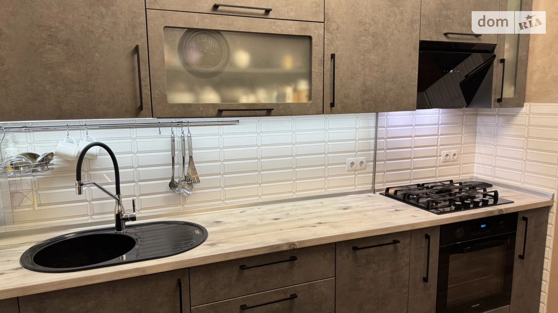 Продается 3-комнатная квартира 60.8 кв. м в Ровно, ул. Волынской Дивизии, 9 - фото 5