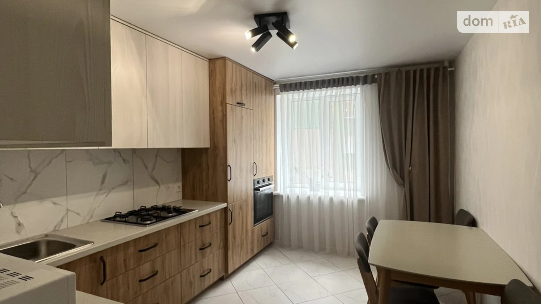 2-комнатная квартира 59 кв. м в Луцке, просп. Победы, 34В - фото 3