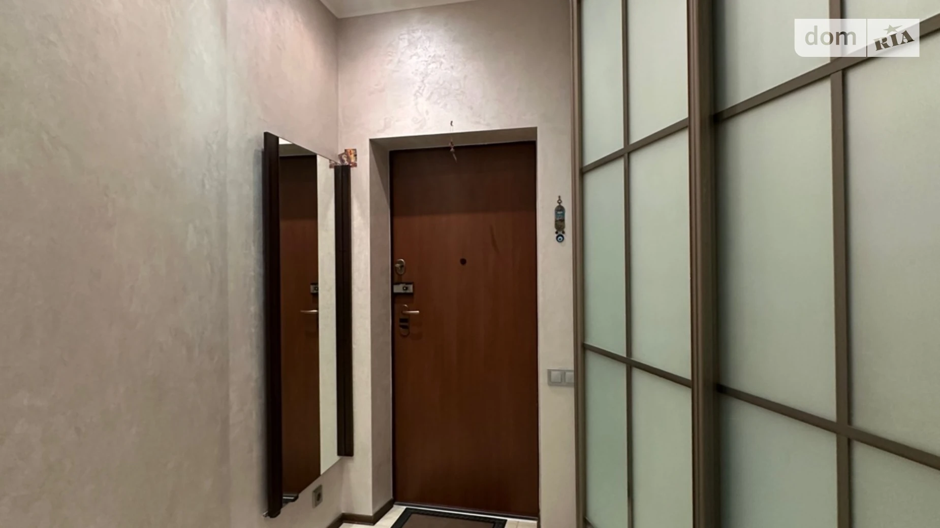 Продается 1-комнатная квартира 91.8 кв. м в Одессе, ул. Литературная - фото 2