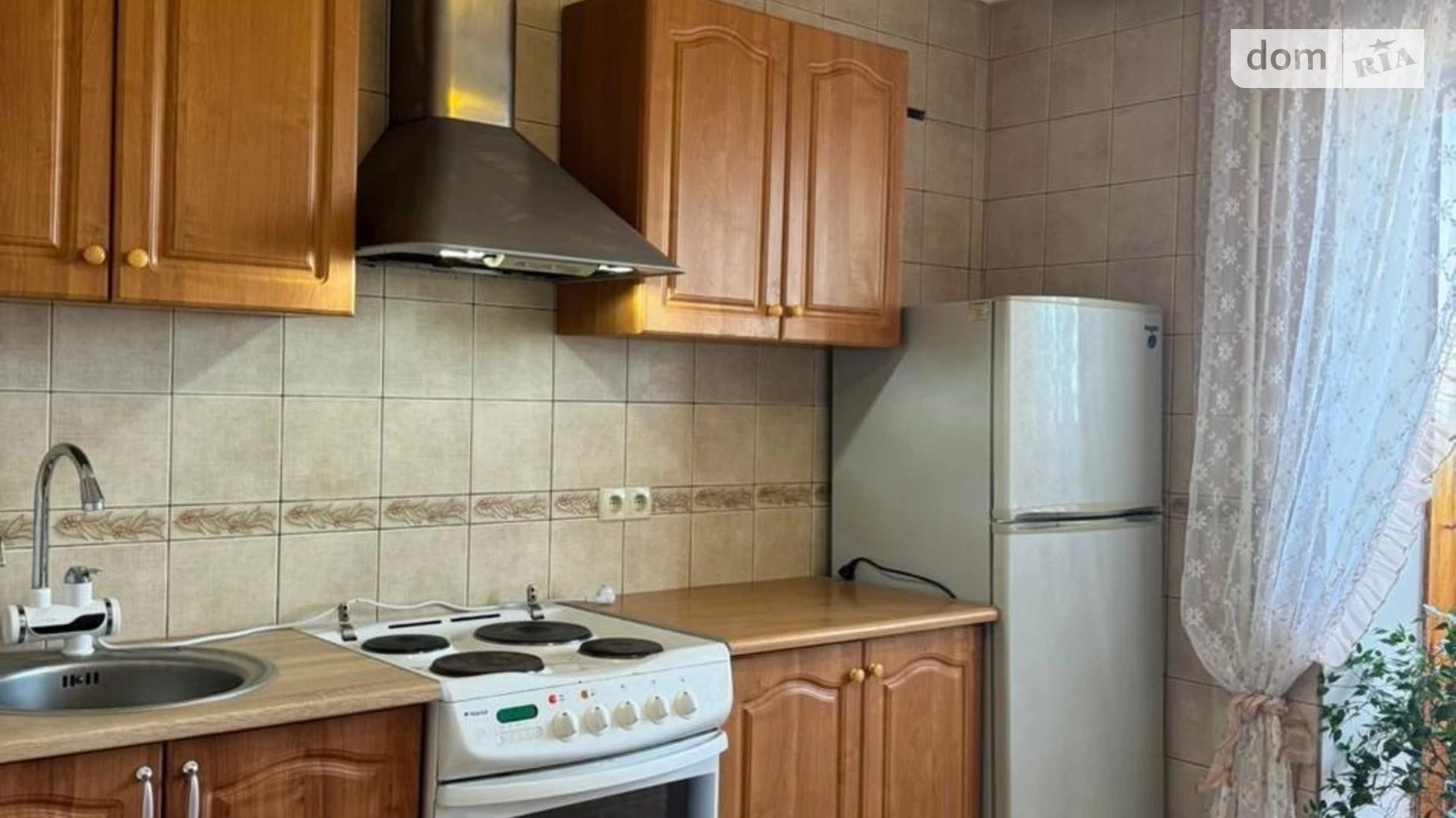 Продається 3-кімнатна квартира 70 кв. м у Чорноморську, просп. Миру(Леніна вул.) - фото 4