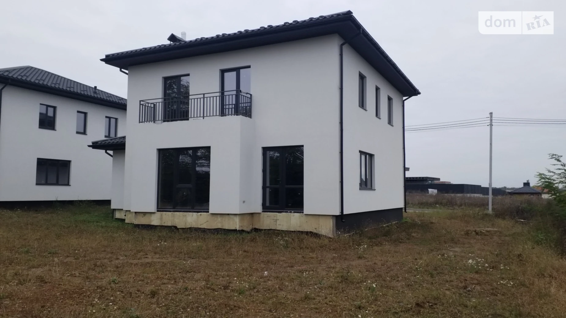 Продается дом на 2 этажа 200 кв. м с гаражом, цена: 200000 $ - фото 2