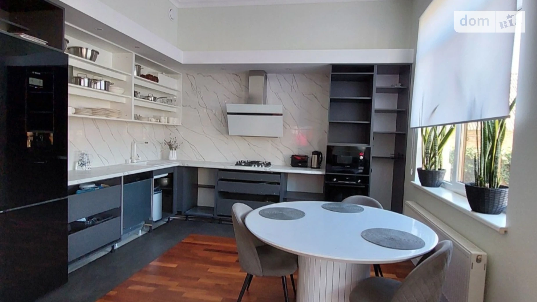 Продается одноэтажный дом 210 кв. м с бассейном, цена: 280000 $ - фото 2