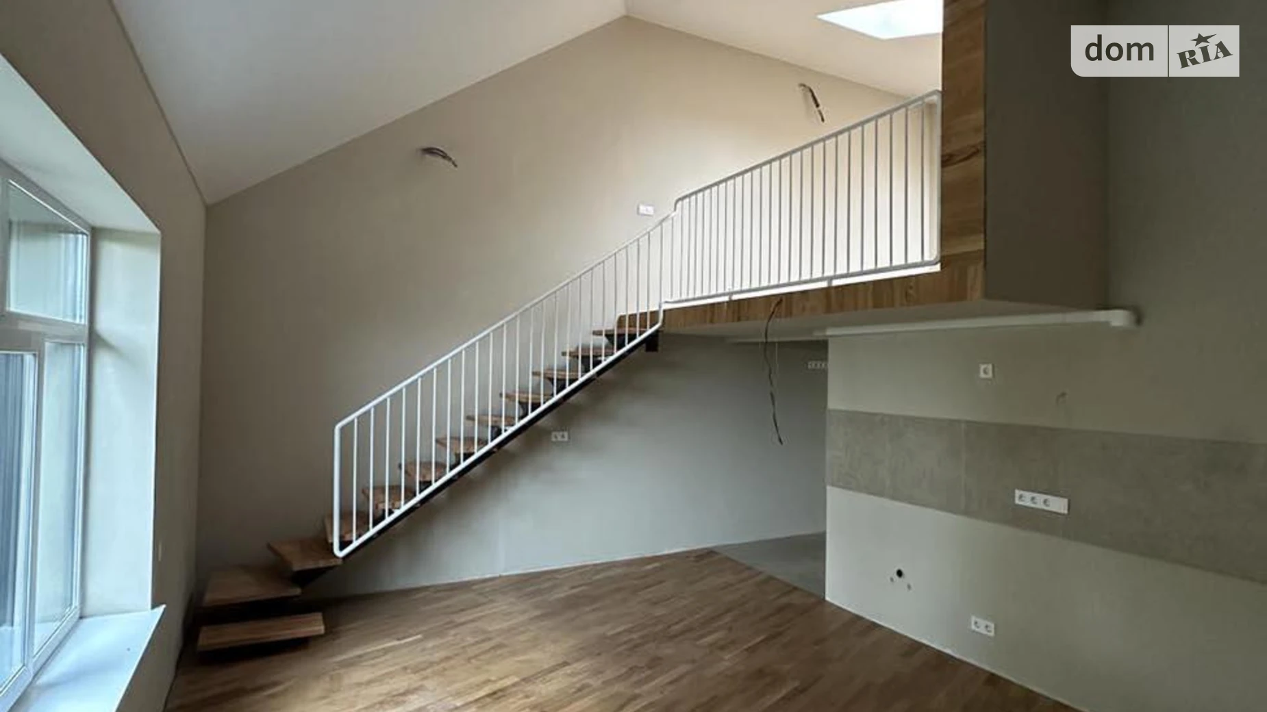 Продается 1-комнатная квартира 49 кв. м в Киеве, ул. Тираспольская, 44 - фото 3