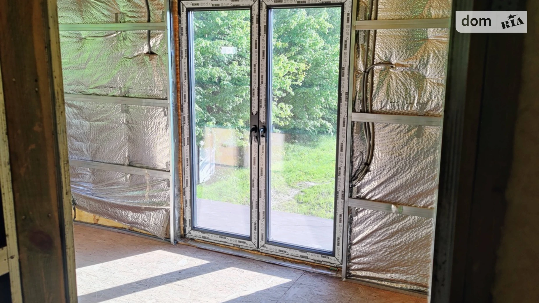Продается дом на 2 этажа 200 кв. м с камином, цена: 79000 $ - фото 5