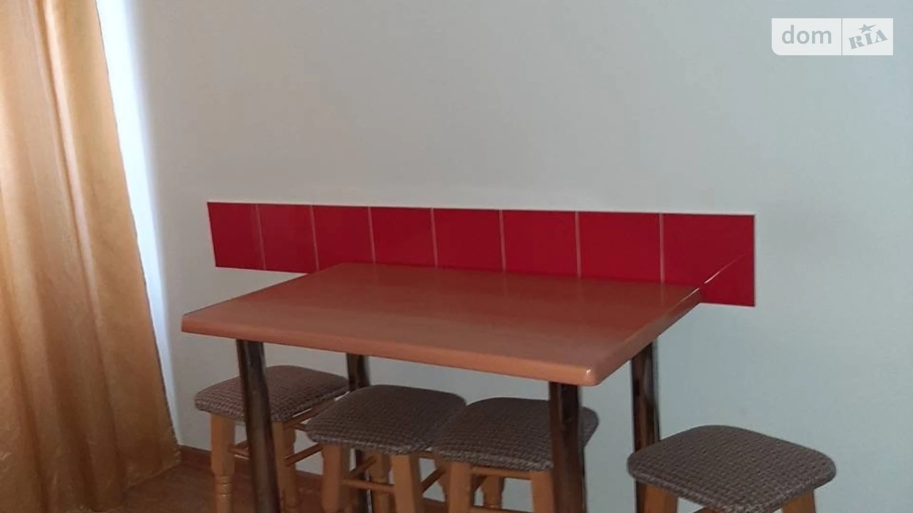 Сдается в аренду 1-комнатная квартира в Ивано-Франковске, ул. Школьная - фото 3