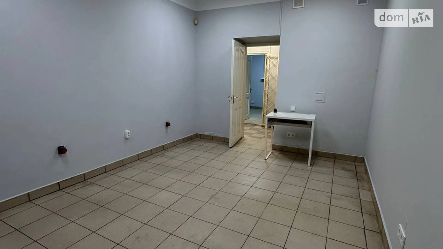 Здається в оренду офіс 54 кв. м в бізнес-центрі, цена: 300 $ - фото 5