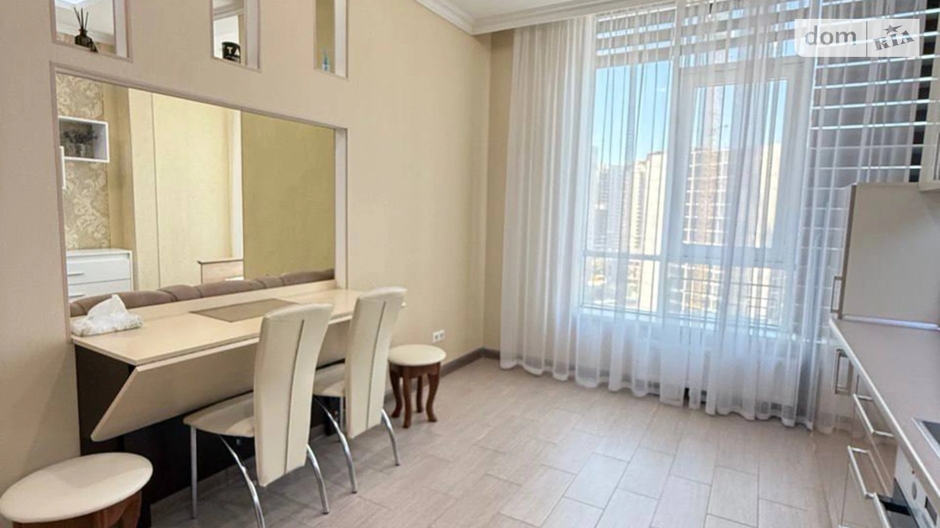 Сдается в аренду 1-комнатная квартира 50 кв. м в Одессе, бул. Французский - фото 3