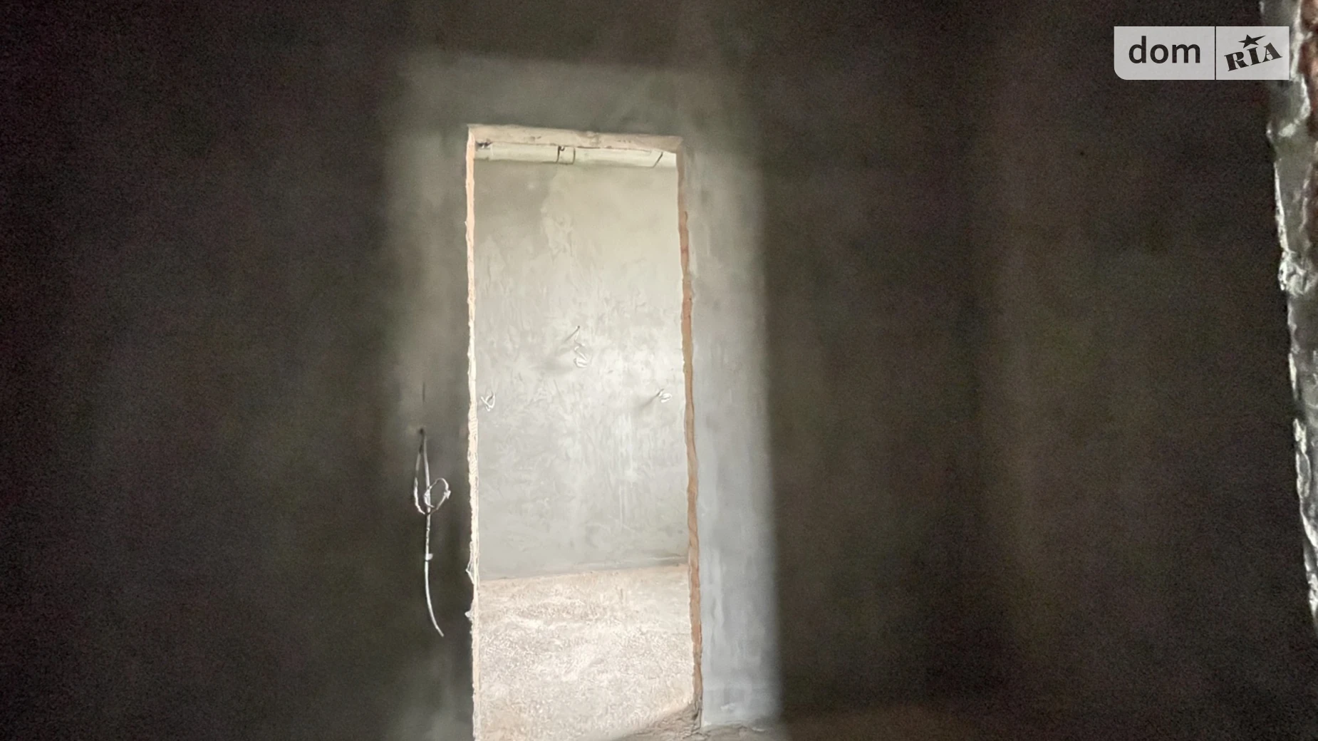 Продается дом на 2 этажа 160 кв. м с бассейном, цена: 160000 $ - фото 3