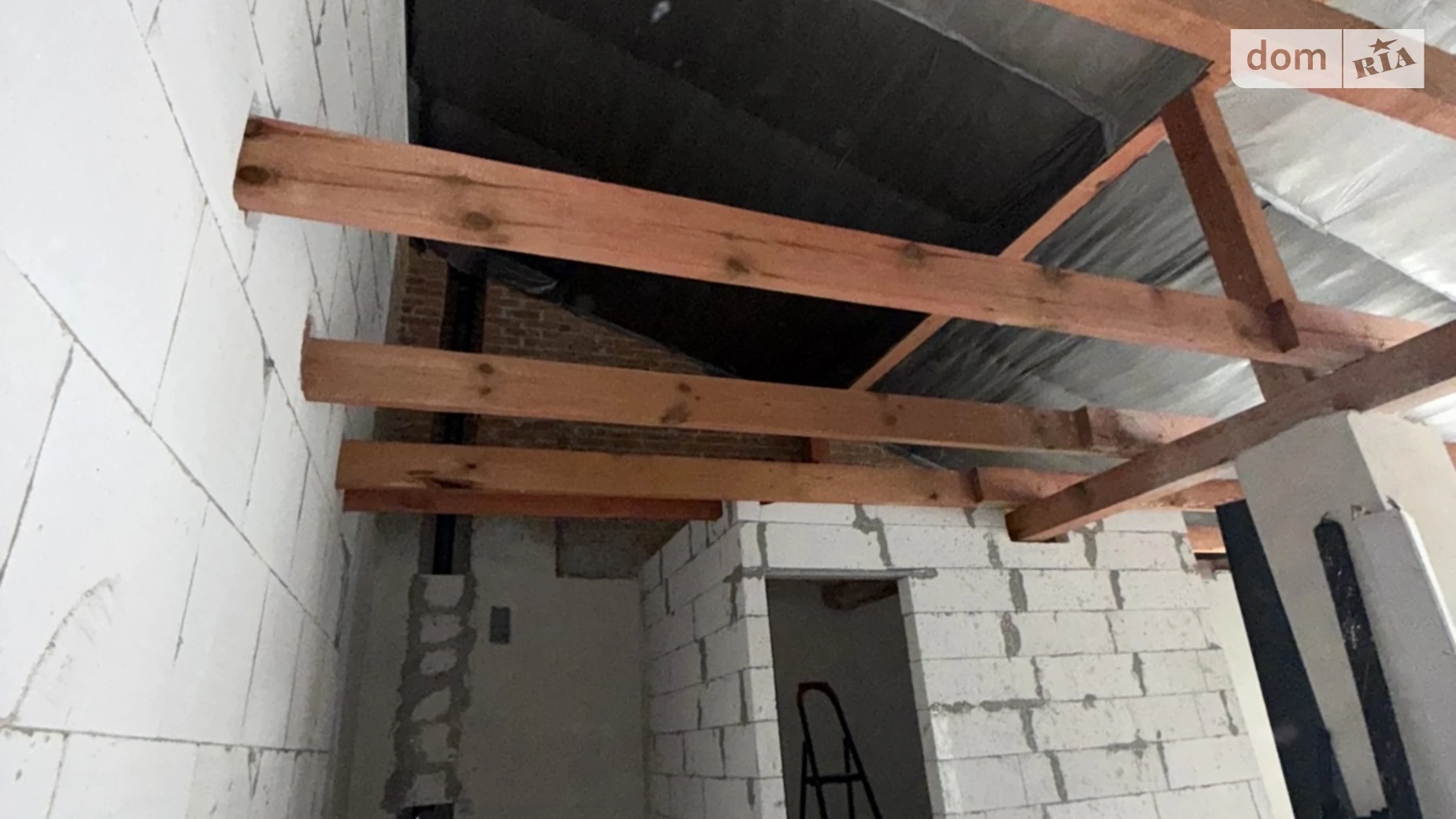 Продается 2-комнатная квартира 67.5 кв. м в Петрикове, ул. Шептицкого - фото 2