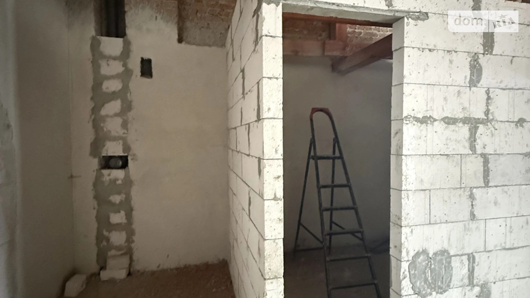 Продается 2-комнатная квартира 67.5 кв. м в Петрикове, ул. Шептицкого - фото 3