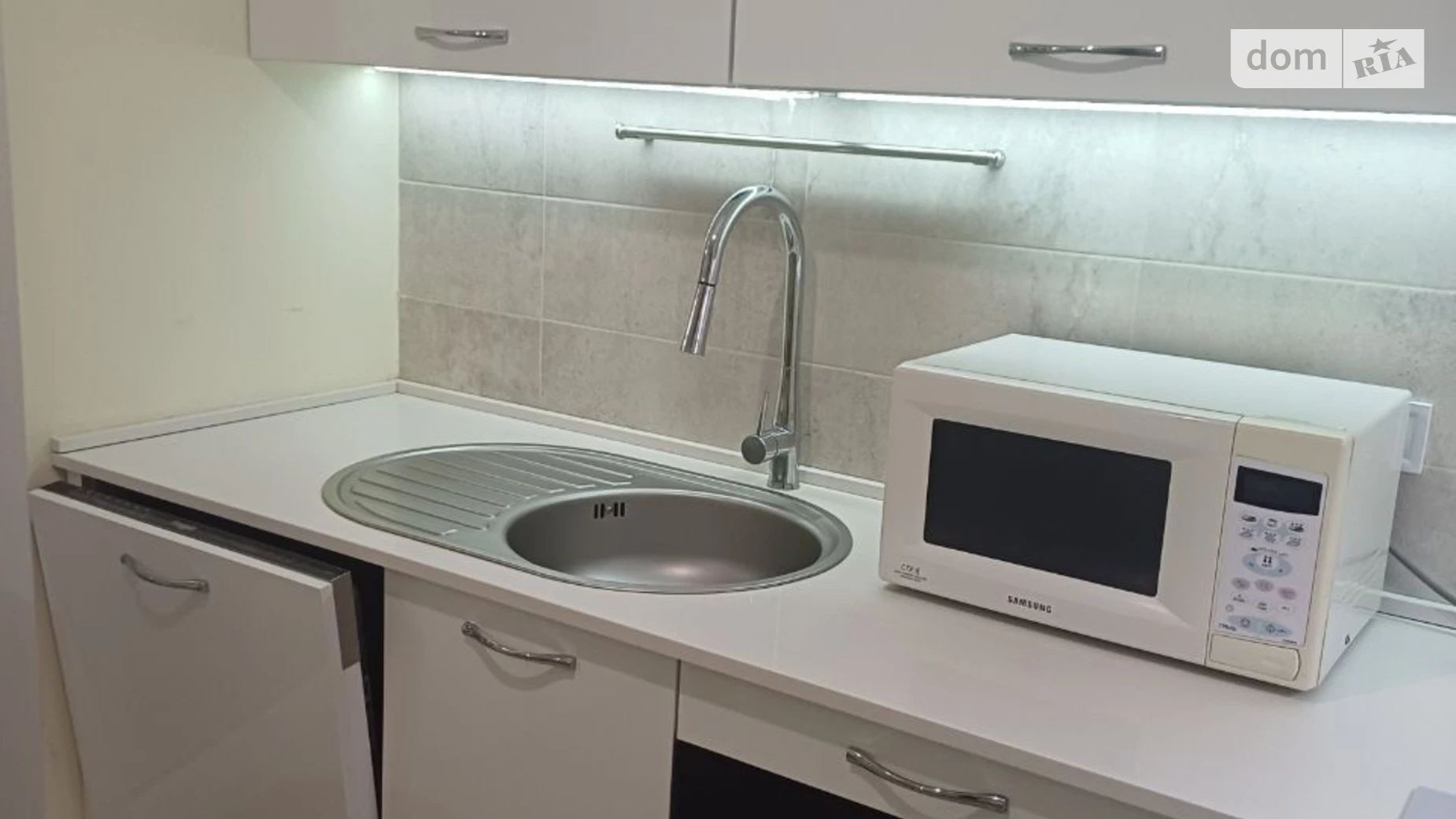 Продается 1-комнатная квартира 40 кв. м в Киеве, ул. Петра Калнышевского(Михаила Майорова), 6 - фото 3