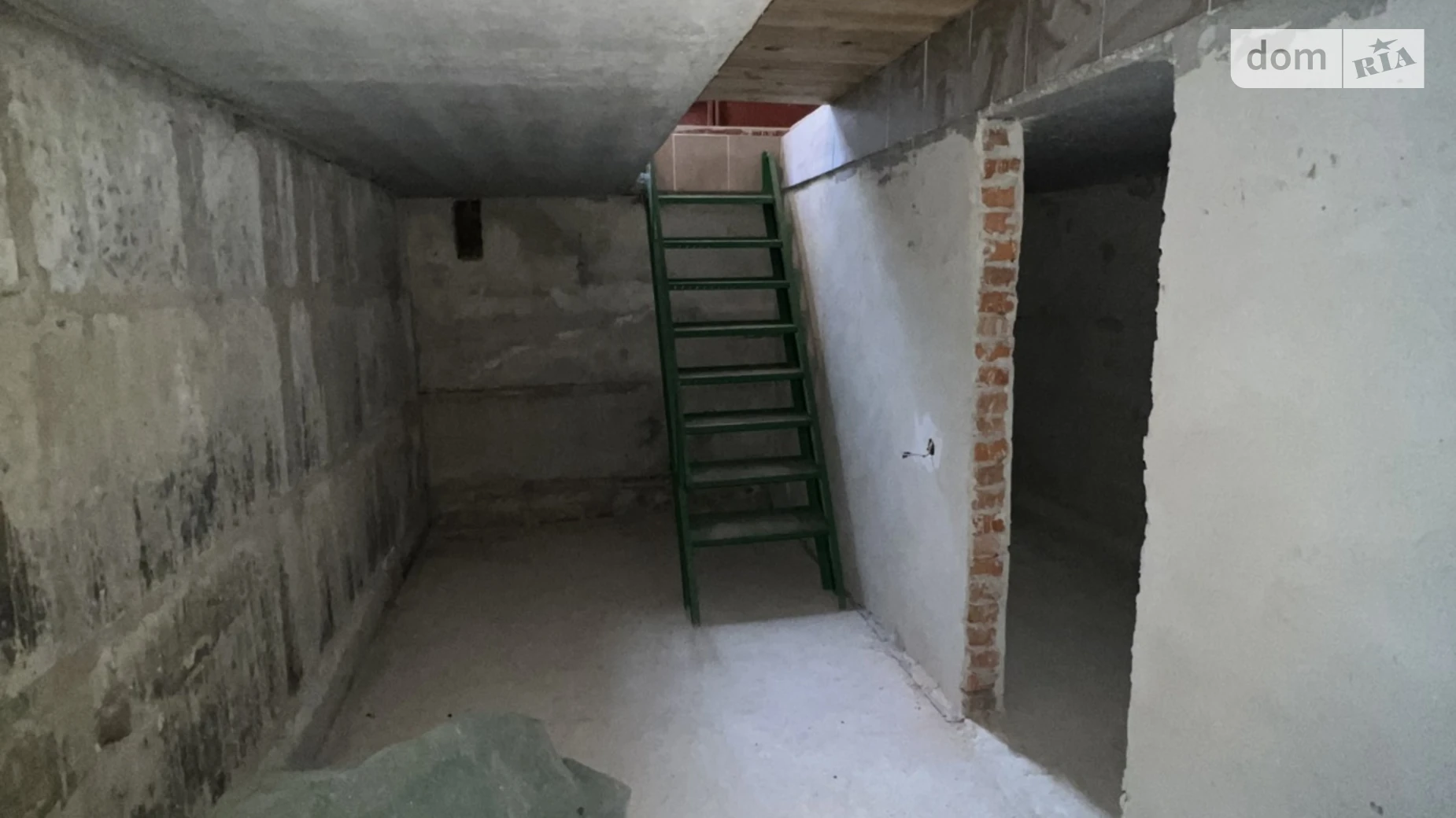 Продается место в гаражном кооперативе универсальный на 24 кв. м, цена: 15000 $ - фото 3