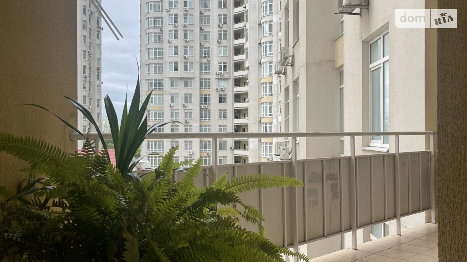 Продается 2-комнатная квартира 75.8 кв. м в Одессе, бул. Французский, 22 корпус 3 - фото 3