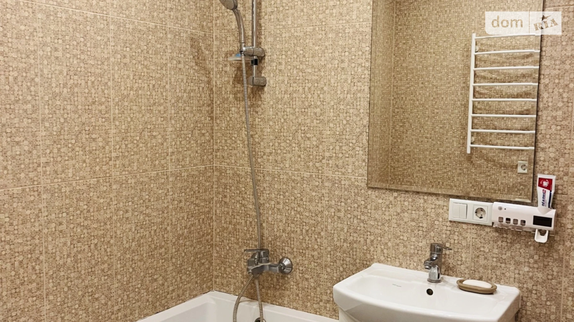 Здається в оренду 1-кімнатна квартира 46 кв. м у Софіївській Борщагівці, вул. Боголюбова, 7 - фото 3