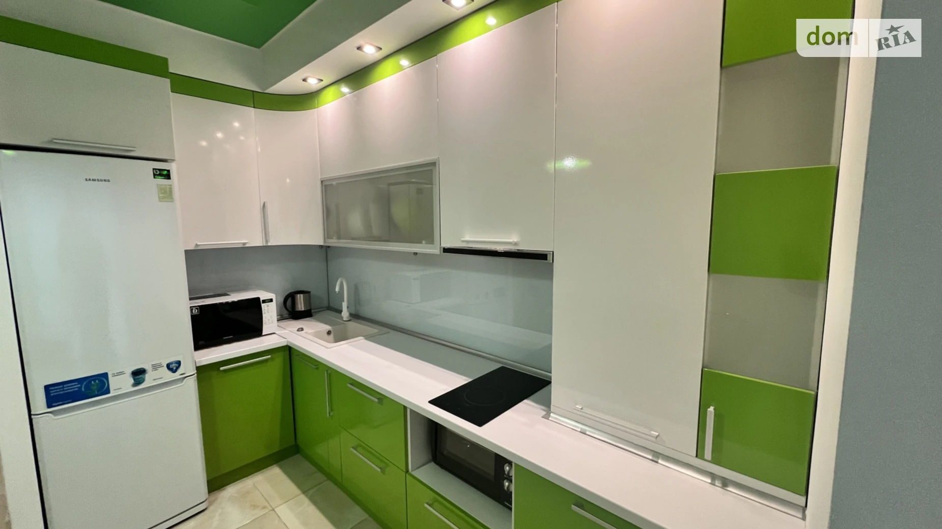 Продается 1-комнатная квартира 36 кв. м в Ровно, ул. Кулика и Гудачека(Макарова), 24А - фото 3
