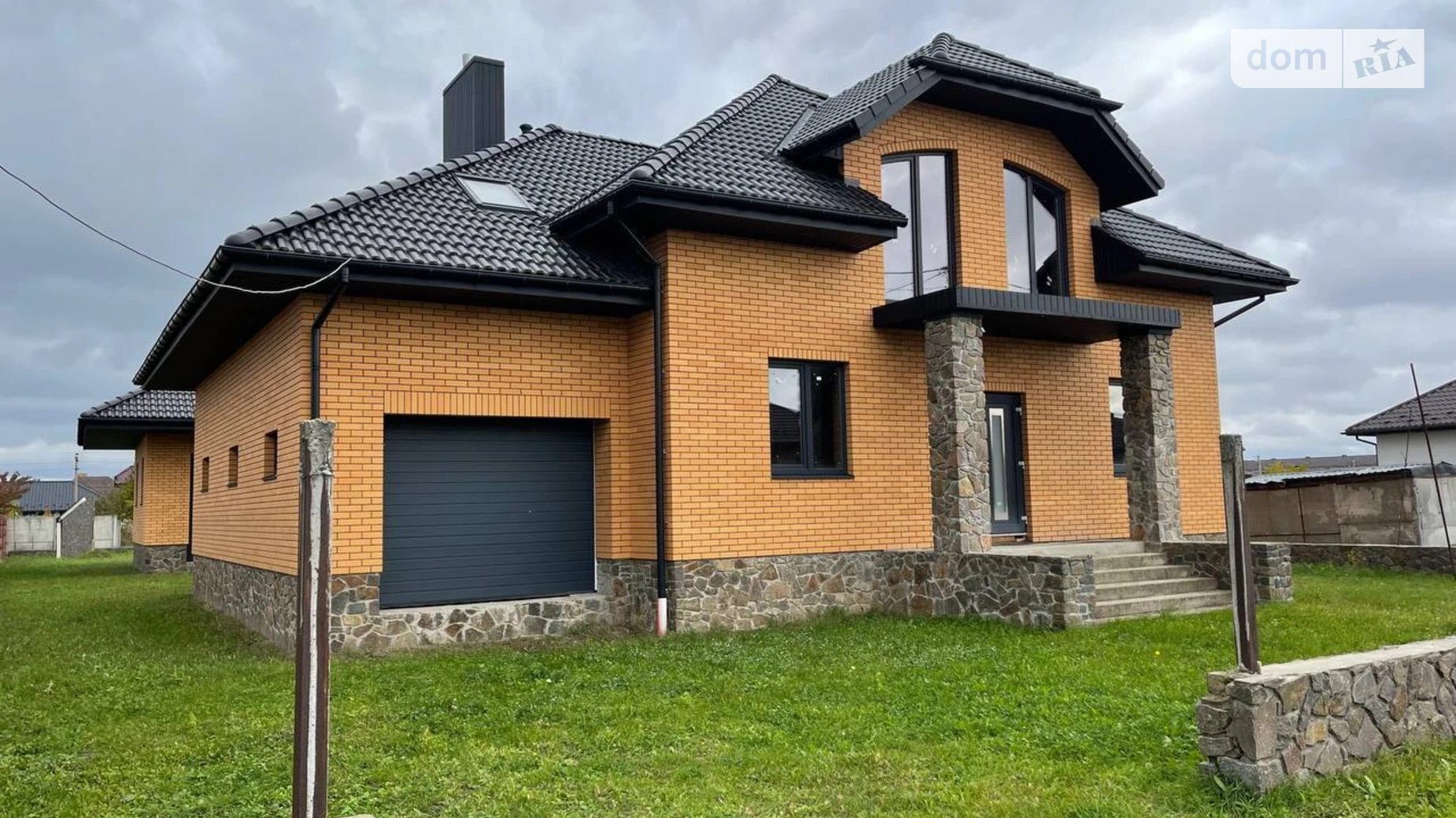 Продается дом на 2 этажа 200 кв. м с мебелью, цена: 185000 $ - фото 3