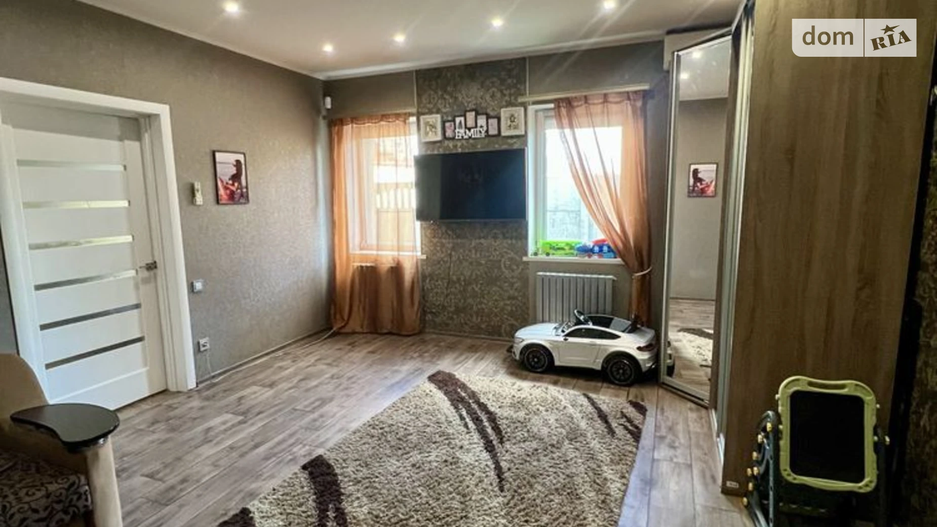 Продается дом на 2 этажа 97 кв. м с гаражом, цена: 33000 $ - фото 3
