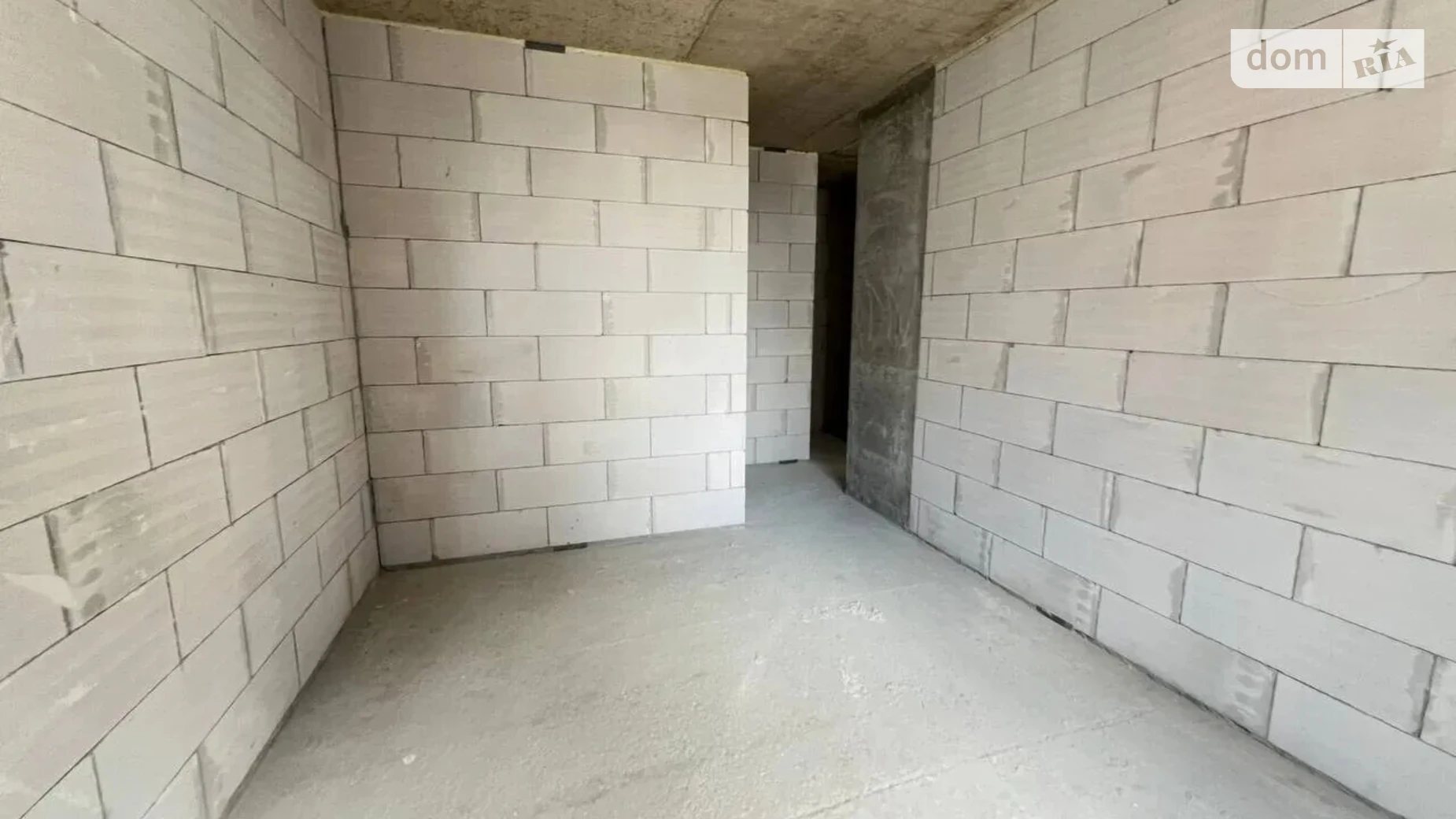 Продается 2-комнатная квартира 64 кв. м в Ивано-Франковске, ул. Романа Вирастюка - фото 4