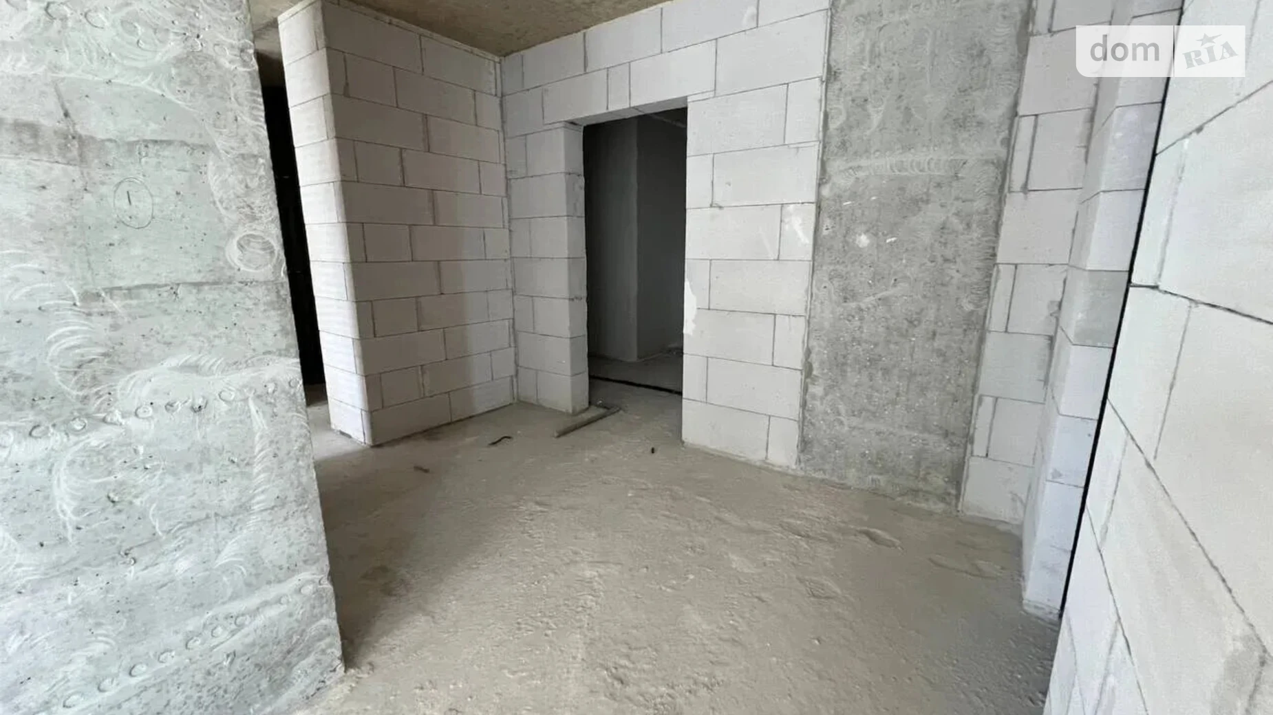 Продается 2-комнатная квартира 64 кв. м в Ивано-Франковске, ул. Романа Вирастюка - фото 5