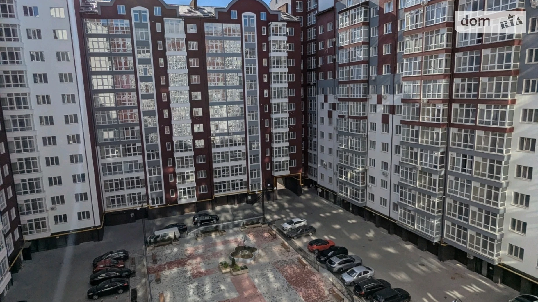 Продается 1-комнатная квартира 43 кв. м в Ивано-Франковске, ул. Высочана Семена, 18 - фото 2