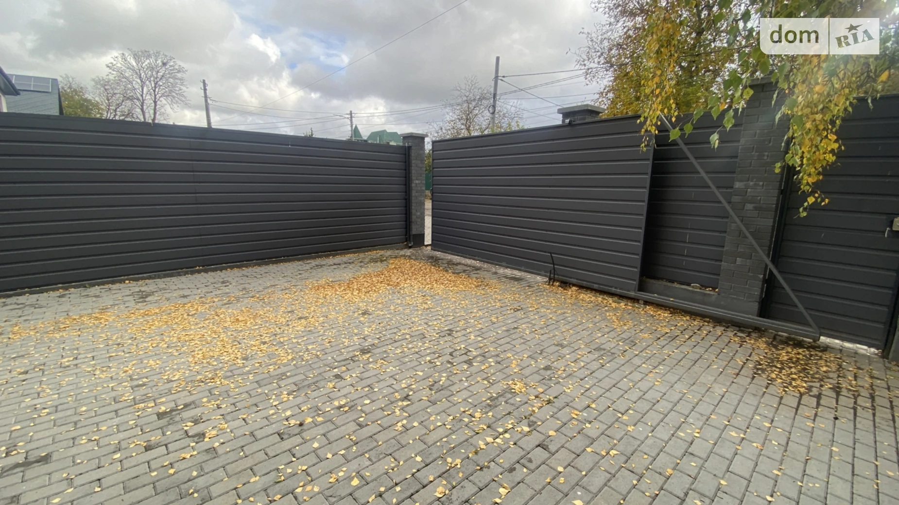 Продается дом на 2 этажа 165 кв. м с верандой, цена: 230000 $ - фото 2