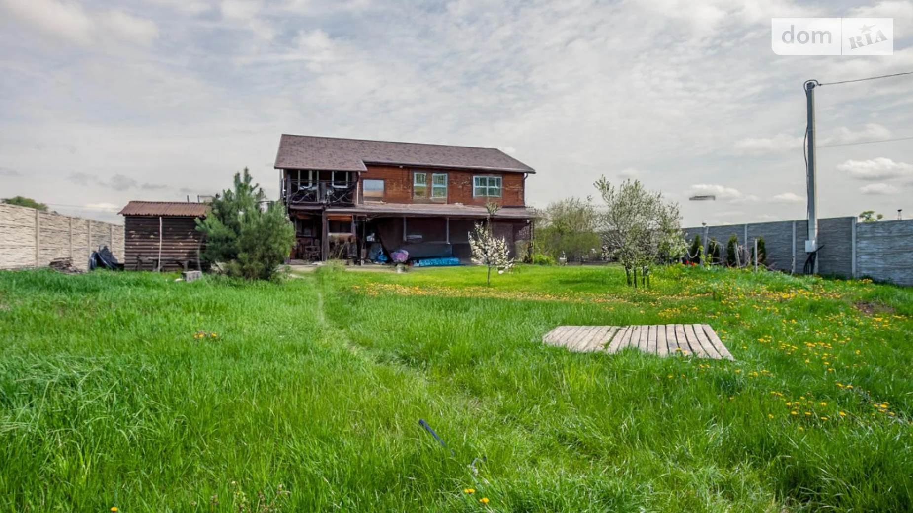 Продается дом на 2 этажа 257.5 кв. м с гаражом, цена: 149000 $ - фото 2