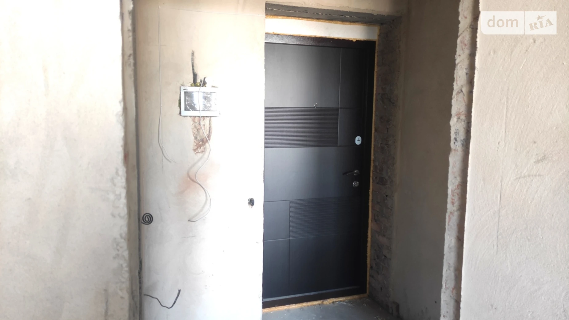 1-комнатная квартира 38 кв. м в Луцке, ул. Львовская, 102 - фото 4