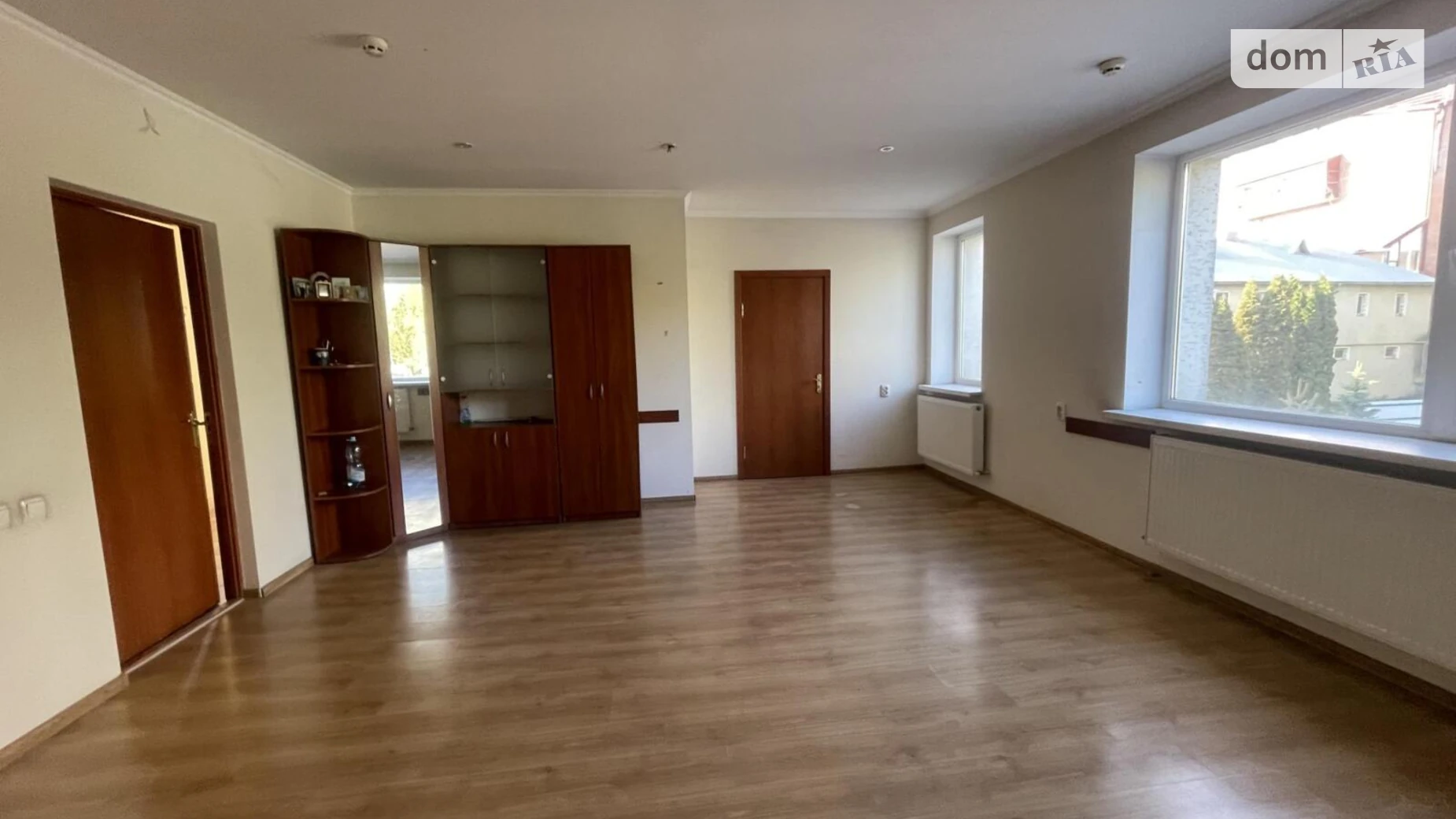 Сдается в аренду офис 30 кв. м в бизнес-центре, цена: 6000 грн - фото 2
