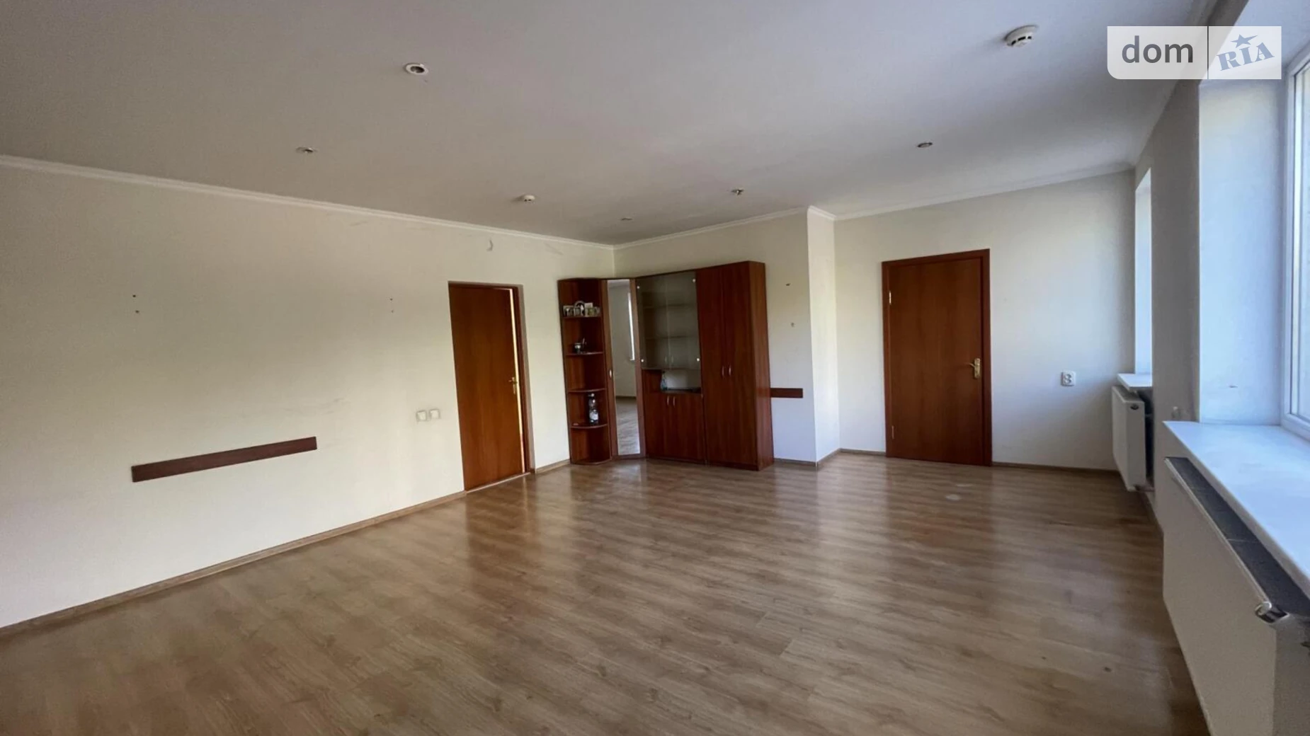 Сдается в аренду офис 30 кв. м в бизнес-центре, цена: 6000 грн - фото 3