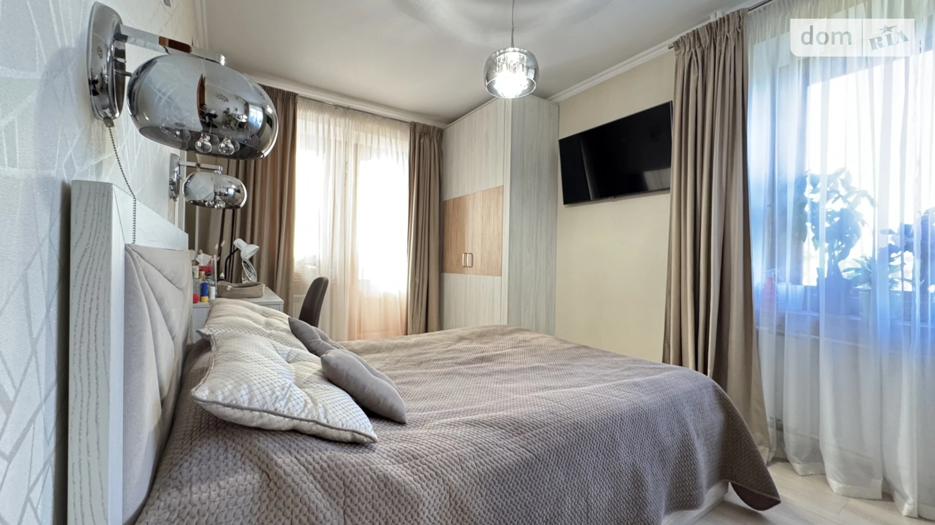 Продається 3-кімнатна квартира 68.5 кв. м у Борисполі, вул. Київський шлях, 33 - фото 2